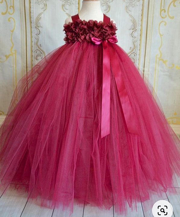 Post image Manufacturer of TuTu Dresses.
Despach time 10-12 days. 
Shipping all over the world. 
Can be customised in any size any color. 
Price varies as per age ad size
We bring your dream to true. 
For more details contact on whatsapp no wa.me/+917218933770