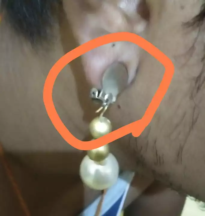 Post image I want 500 pieces of मुझे कान की यह क्लिप चाहिए लड़कों के कान में पहनने के लिए.