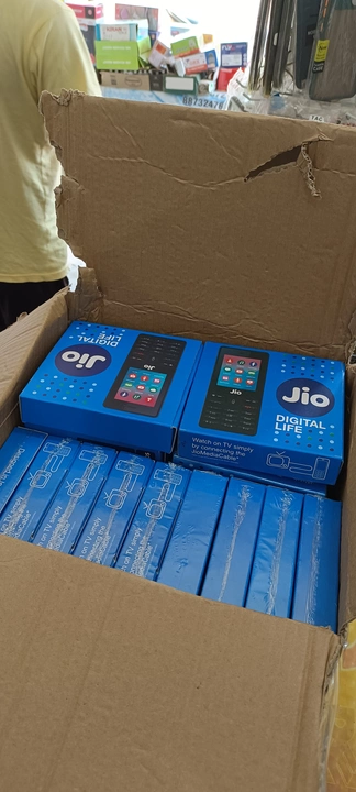 Jio phone uploaded by business on 8/5/2022