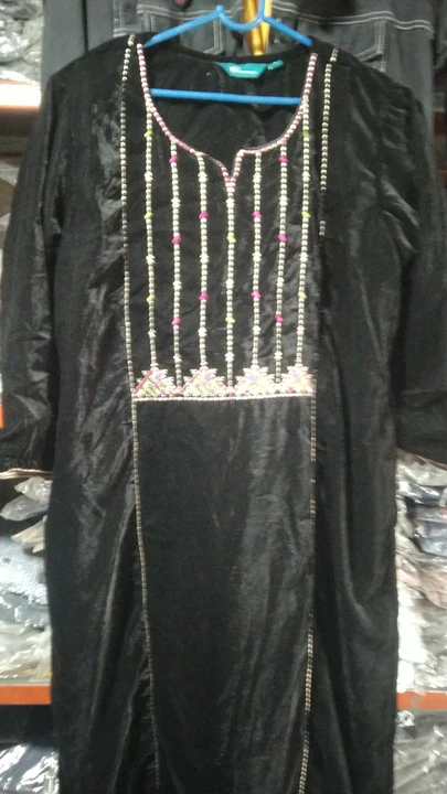 Velvet kurti size xl to 6xl uploaded by Al garments on 8/5/2022