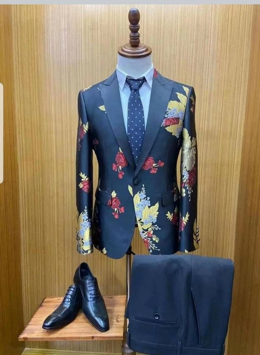 Product uploaded by Suit Expert on 8/5/2022