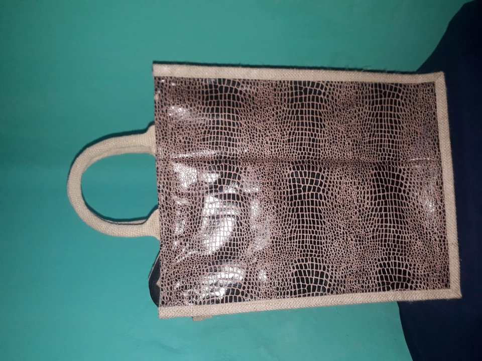 Jute shopping bag  uploaded by Falak enterprise on 8/6/2022