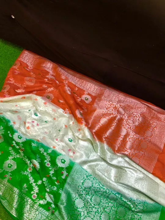 Banarsi semi jorjet silk saree uploaded by business on 8/6/2022
