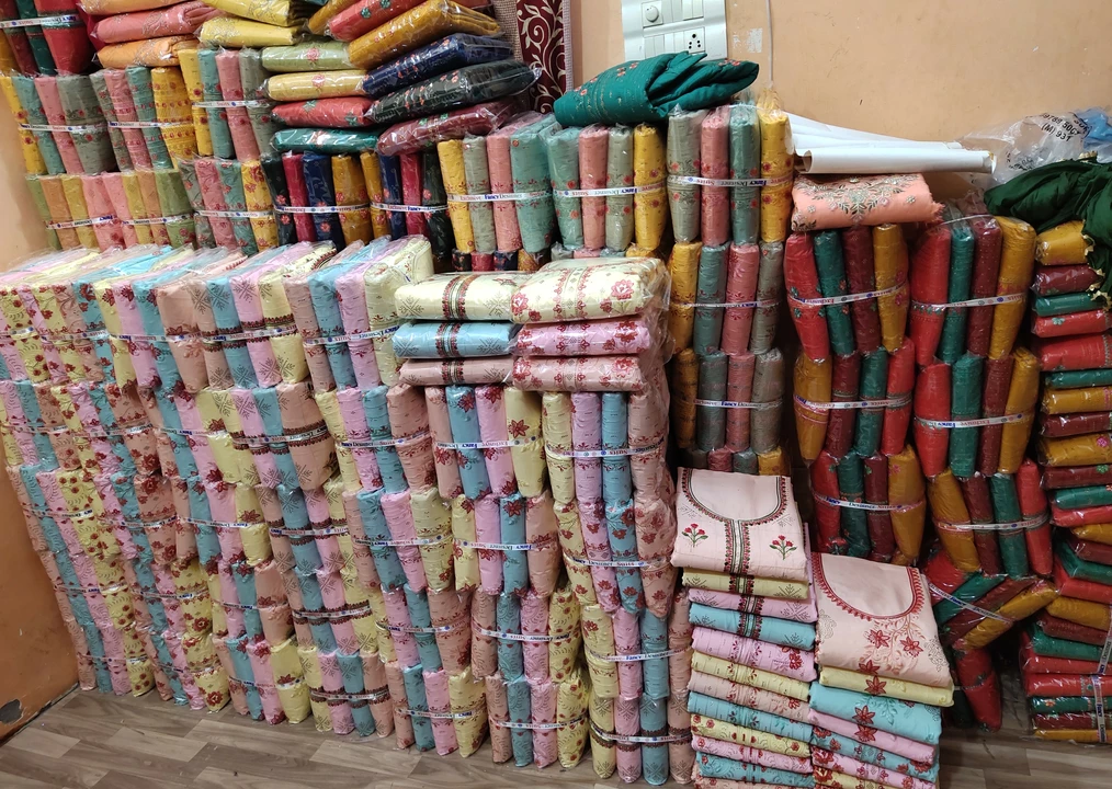 Warehouse Store Images of Mg textile