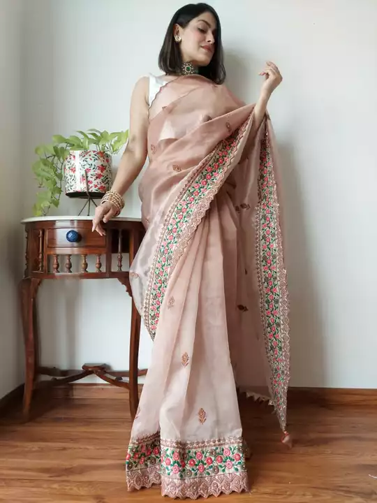 *.        🌸 S  U  N  D  A  R  I 🌸*

_Pure soft *pedding organza* silk saree with beautiful *embroi uploaded by Moon's collection on 8/6/2022