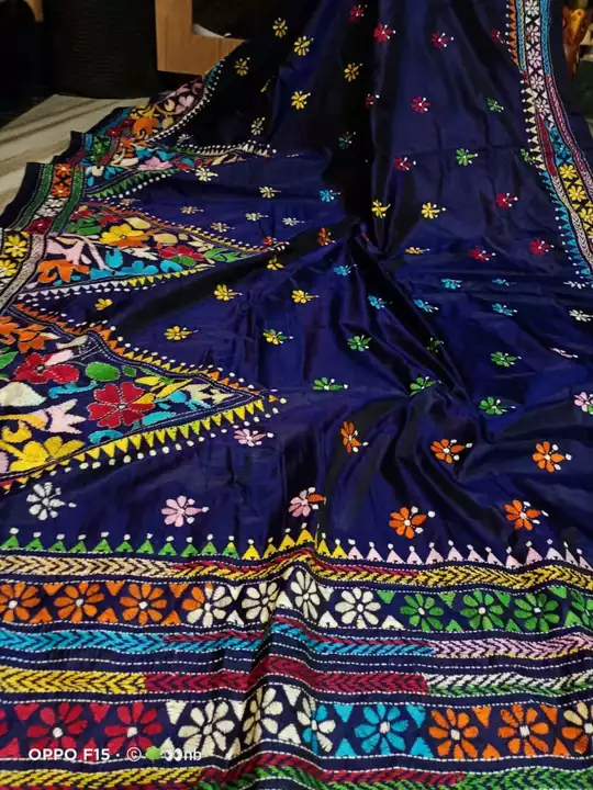 Original *Kantha* and *Gujrati* stitch on *Blended Bangalore* silk saree with running bp

 uploaded by business on 8/7/2022