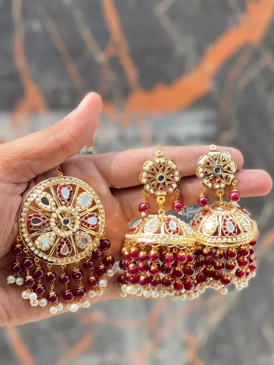 Jhumka with tikka, mirror jhumka,punjabi jewelry, royal jewelry uploaded by Nirmal boutique on 8/7/2022