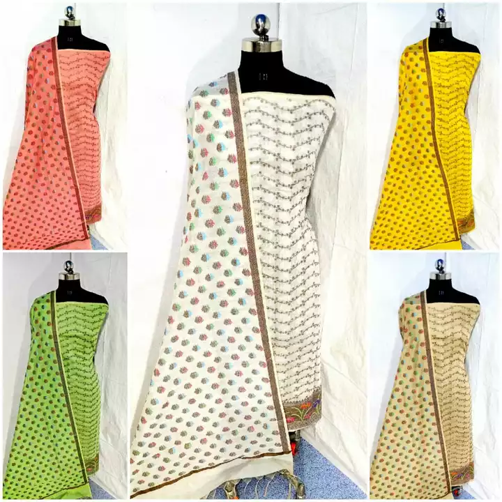 Product image with price: Rs. 900, ID: dd9124bb