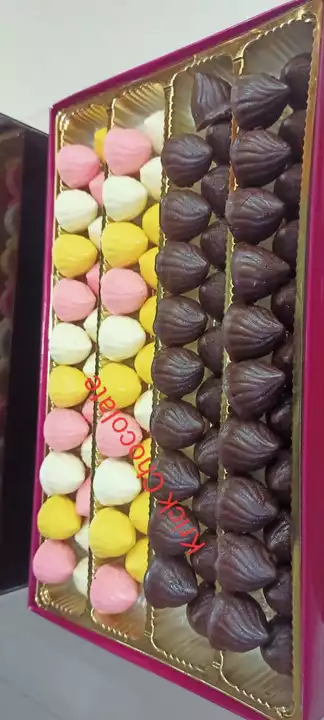 Post image Ganesh chaturthi festival chocolate modak, unique designer box pack of 21 modak, weight 300g.Anyone interested for bulk order contect us. 9054657900.