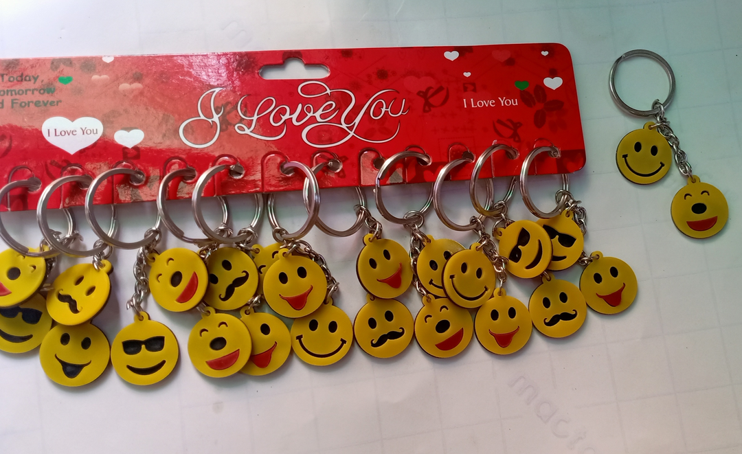 Keychain 12 pcs  uploaded by business on 8/8/2022