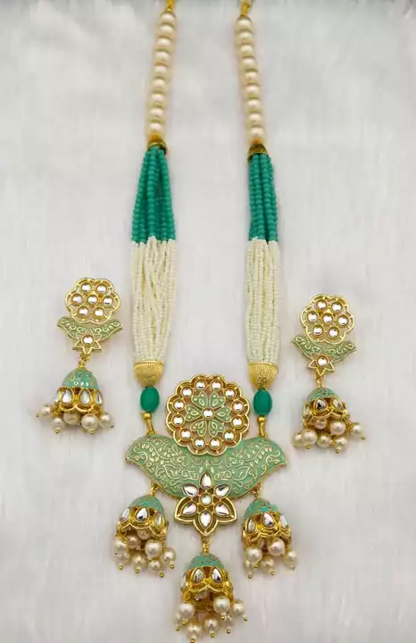 New Kundan Pendant Set uploaded by RS Jewels Creation on 8/9/2022