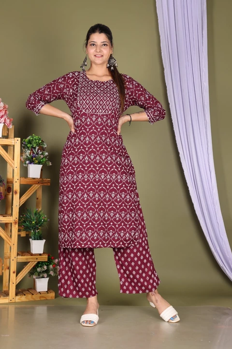 Product uploaded by MNC Fashion Trends on 8/9/2022