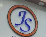 Business logo of Jayesh saree center