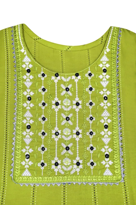 Women straight printed kurti with embroidery work uploaded by Khushi creation on 8/10/2022