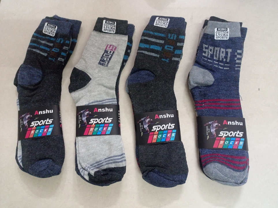 Sports socks uploaded by Daya Hosiery on 8/11/2022