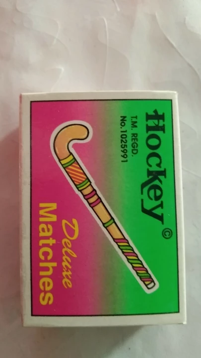 Safety matches  uploaded by business on 8/11/2022
