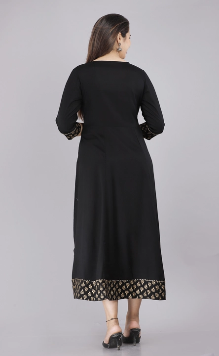 Women black buti kurti  uploaded by Maa santoshi fashion  on 8/11/2022