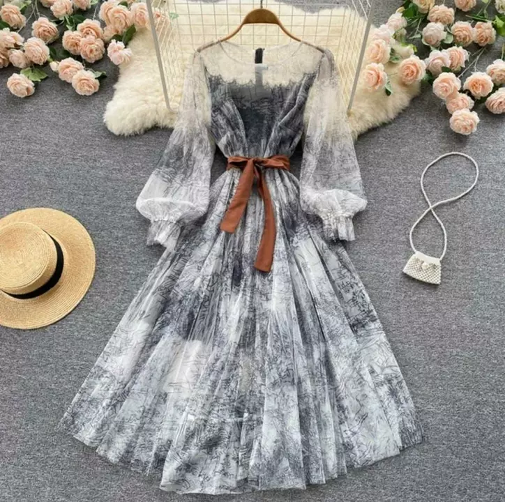 Product uploaded by Dressing hub🎀 on 8/12/2022