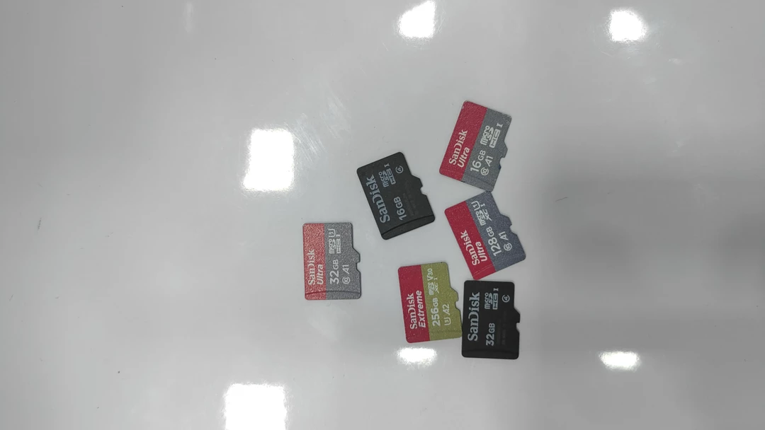 SanDisk original memory Card's loose  uploaded by MSD TRADERS on 8/12/2022