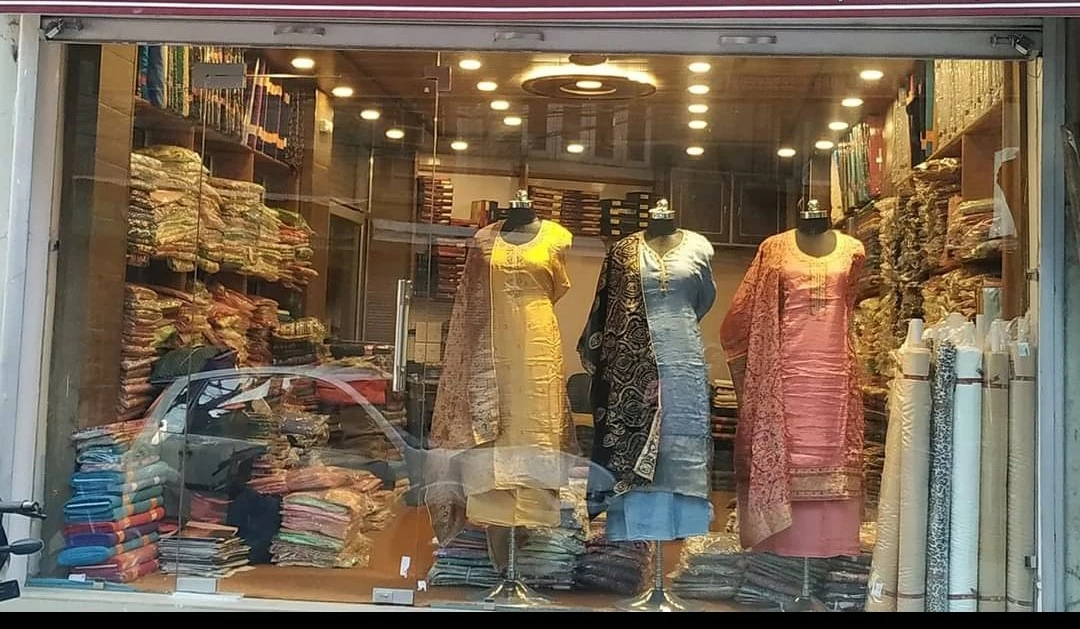 Warehouse Store Images of Alfiza saree