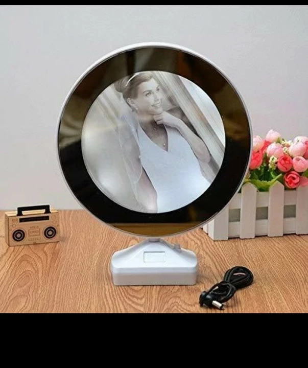 PLASTIC 2 IN 1 MIRROR COME PHOTO FRAME WITH LED LIGHT uploaded by H&K INTERNATIONAL on 8/14/2022