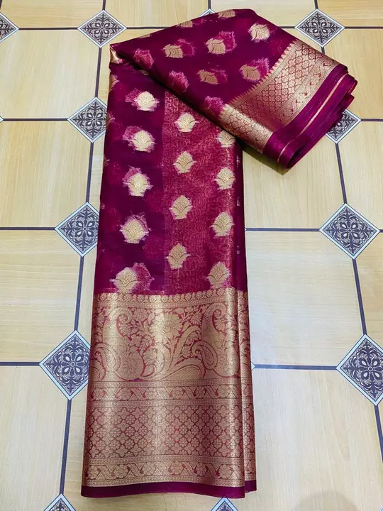Product uploaded by AAMINA SAREES on 8/15/2022