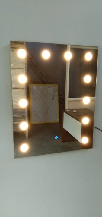 Hollywood Mirror  uploaded by Maharani Mirror & furniture Solutions on 8/15/2022