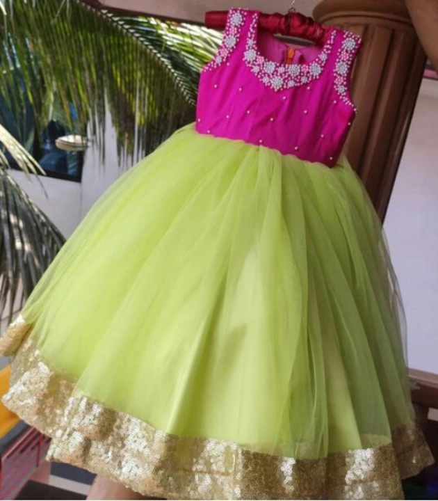 Kids outfits  uploaded by Sai manas boutique on 8/16/2022