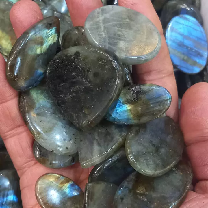 Labradorite Cabochon  uploaded by business on 8/17/2022
