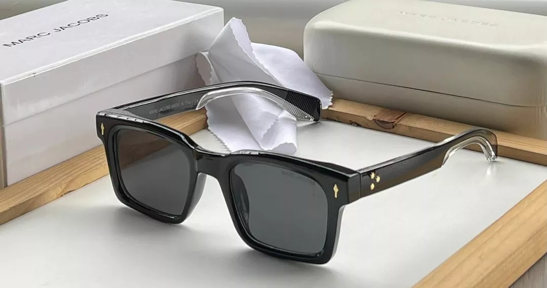 Marc Jacobs  uploaded by Branded Shades on 8/17/2022