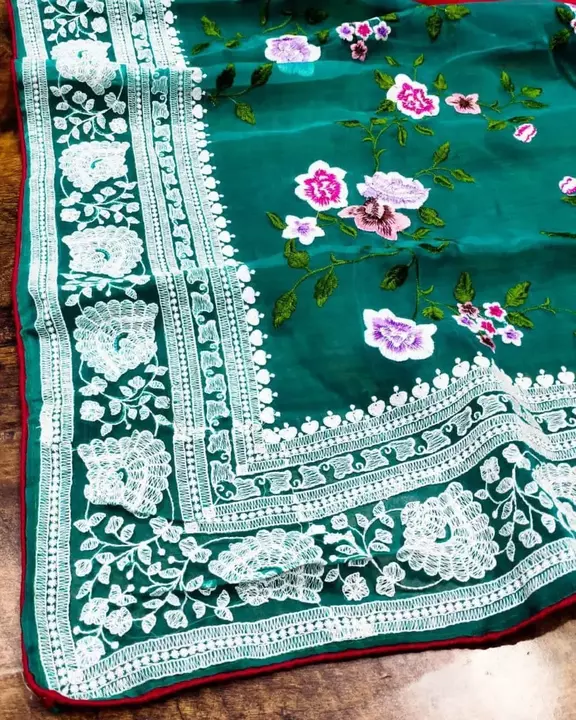 Sarees uploaded by business on 8/17/2022