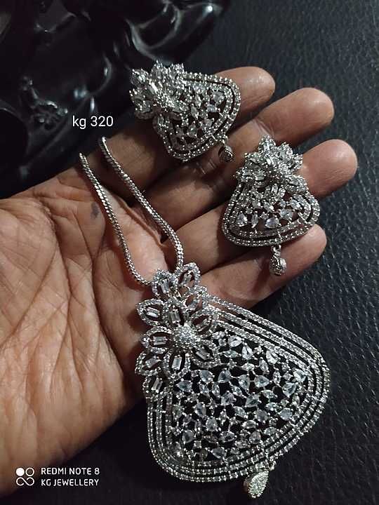 Pendant Sets.... Shipping Include  uploaded by JAM Rising Hub on 11/26/2020