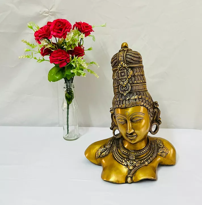 Brass  engraved Bust lady   uploaded by Subham handicrafts on 8/17/2022