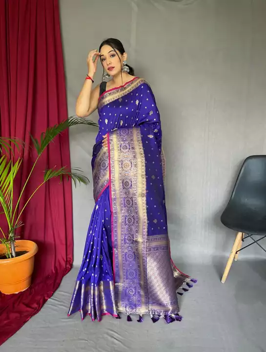 Pure soft silk saree with 9 inch gold and silver meena weaved border uploaded by JK COLLECTION 🛍️ on 8/18/2022