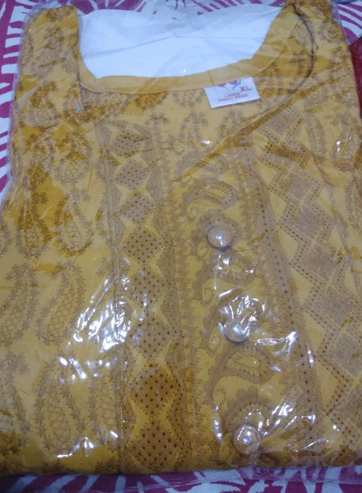 Post image Chicken KurtiChicken KurtiChicken Kurtis Size  = XLRate = RS. 450