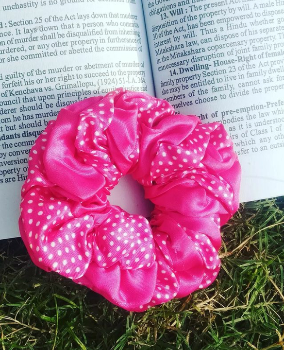 90's Pink Polka Dot Satin Scrunchie ( Medium Size ) uploaded by desi_and_natural on 8/20/2022