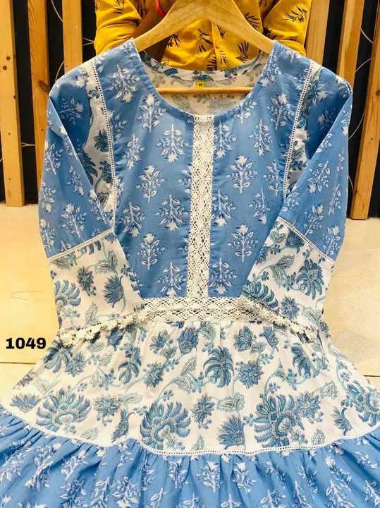Post image **RUBAAB COLLECTION **.       DESIGNER TUNIC*               *1049**
*Fabric Description:*Pure Cotton Fabric Tunic Highlighted With beautiful Lace nd crochet tassels 😍😍😍
*Size* :36-38-40-42-44”inchs*Length* :38”inchs 

*
*rate*-1499/-(Ship Extra)