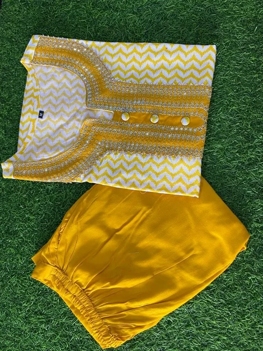 Rayon printed kurti with rayon pant uploaded by Women_wholesale_hub on 8/23/2022