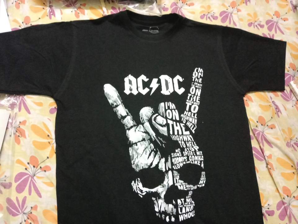 AcDc Band tshirt. uploaded by business on 8/23/2022