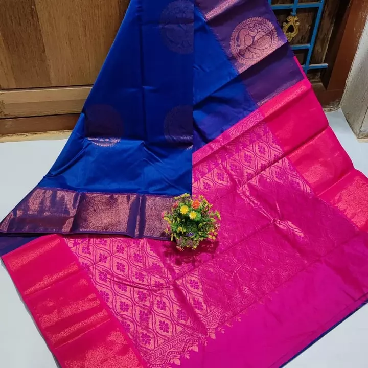 Post image 🦚 *_ Merserized Kuppadam Rich Silk Cotton_*🦚
🦚 Attractive beacock design Grand Putta work over body..
🦚 Contrast Rich look zari pallu...
🦚 Contrast Blouse...
🦚 First Quality thread used.. Rich look...
🦚 Manufacturing Price only *RS.899+shipping...*
🦚 Ready to ship.. Book Urs Soon...