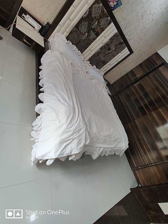 King size designer  bedsheet with Dohar set export quality uploaded by business on 11/30/2020