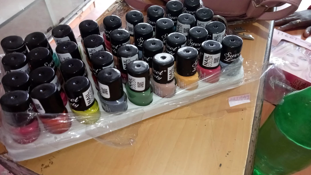 Nail paint  uploaded by business on 8/25/2022