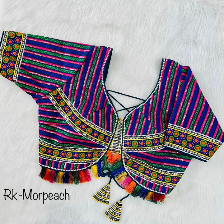 Gamthi Work Blouse uploaded by Rpd fashion on 8/25/2022