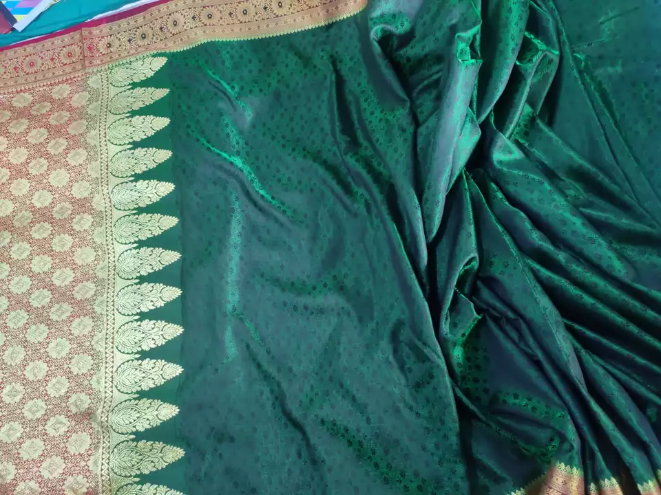 Product uploaded by Emaar saree on 8/25/2022