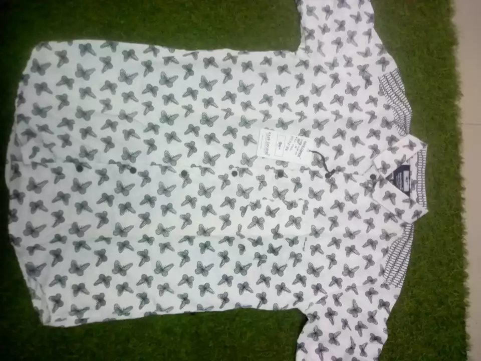 Man's shirt LOT 165 Rs mic cotton fabric  uploaded by KGN STOCK ENTERPRISES on 8/26/2022