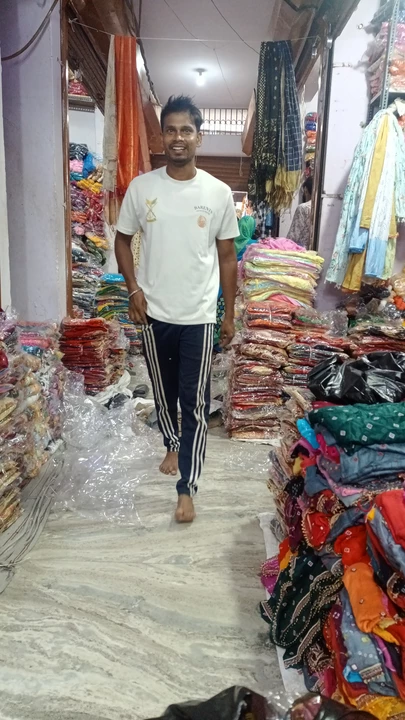 Shop Store Images of Chandni dupatta center