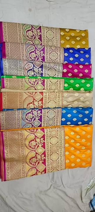 Banarsi Fabric uploaded by New Usman Silk House on 8/27/2022