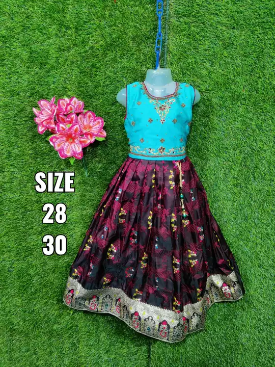 Post image 🥳🥳🥳🥳🥳🥳🥳🥳

_*kids silk cotton frog new dizine*_

 For cute 🧚🏻‍♀️ ~*Angeles*~ 🧚🏻‍♀️

Available *size is on post*

 Age up to *5+ 10years* baby's

🍁All *size same rate* all size mixedwith good qulaty🌹

 *Available size are mentioned in tha pitcher that only availanle*

🌻Material type : *silk cotton netted* 

Limted stok only 

At lowest prize : *Rs.250+$*