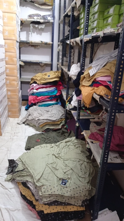 Warehouse Store Images of Saif textile