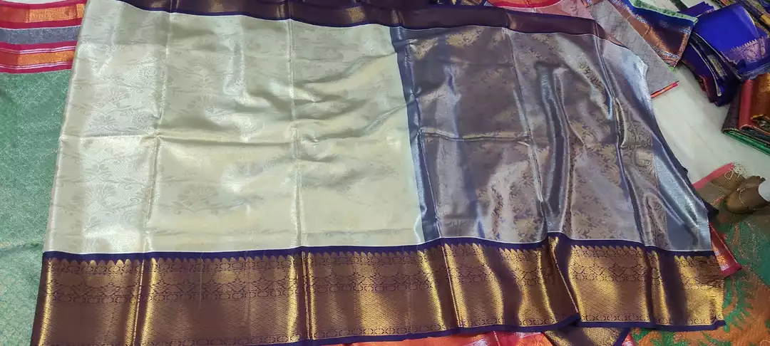 Heavy border all over buta pattu sarees uploaded by business on 8/28/2022